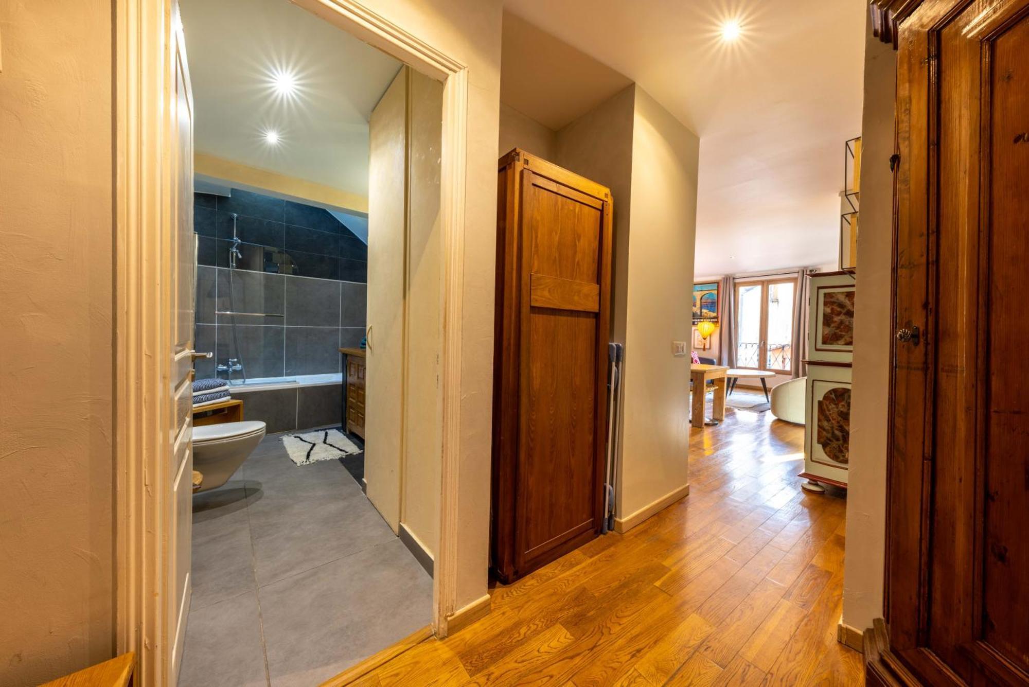 Spacious And Bright Flat Close To The Beach : Heart Of Old Niza Exterior foto